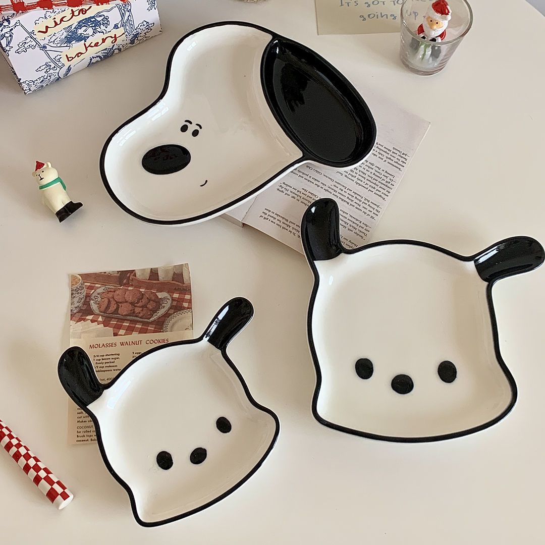 Snoopy & Pochacco Themed Plates