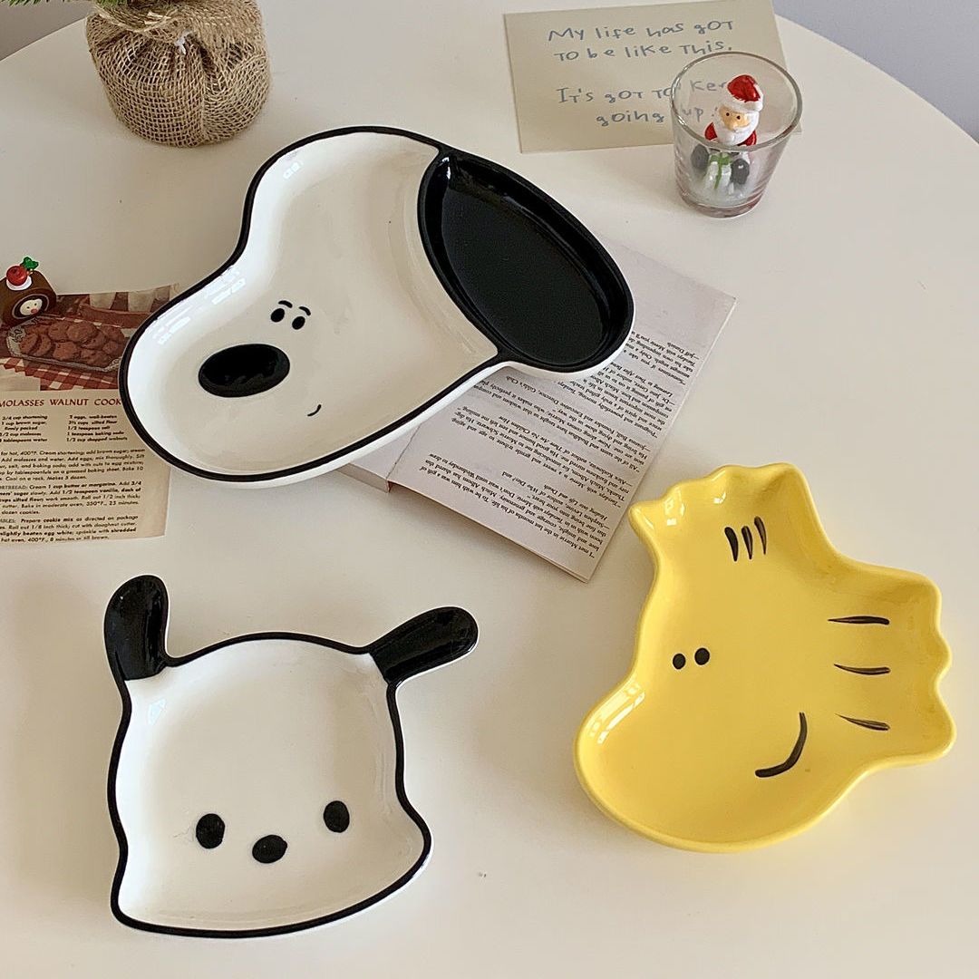 Snoopy & Pochacco Themed Plates