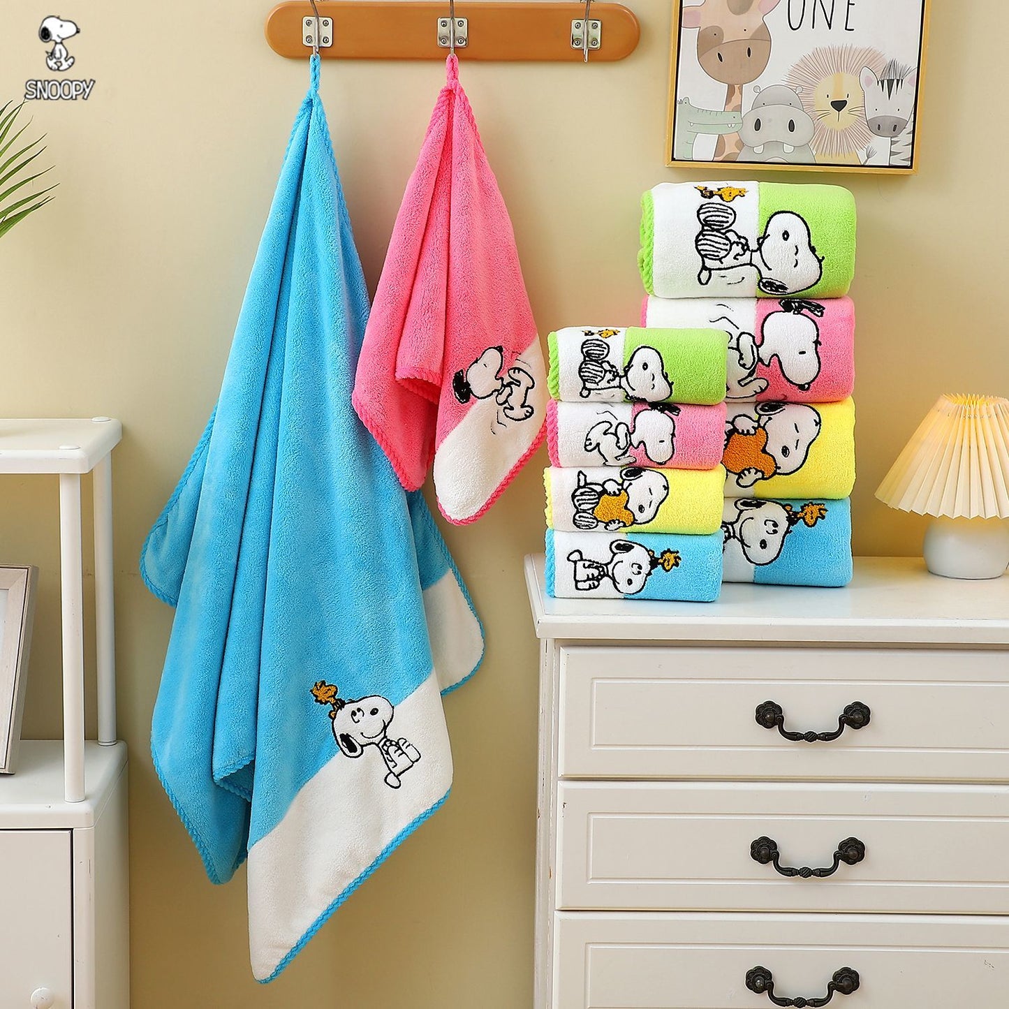 Snoopy Licensed Towel &amp; Bath Towel Se