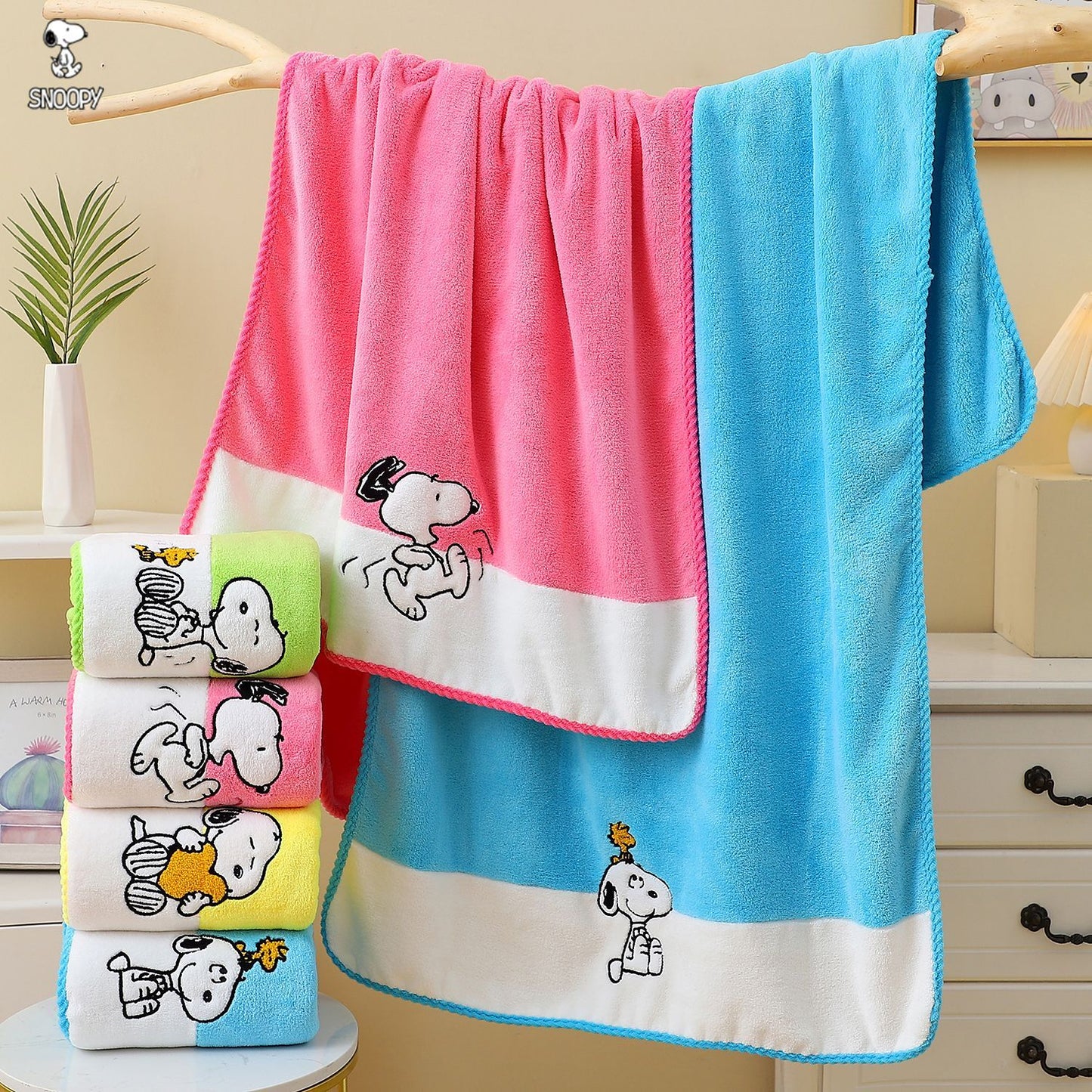 Snoopy Licensed Towel &amp; Bath Towel Se