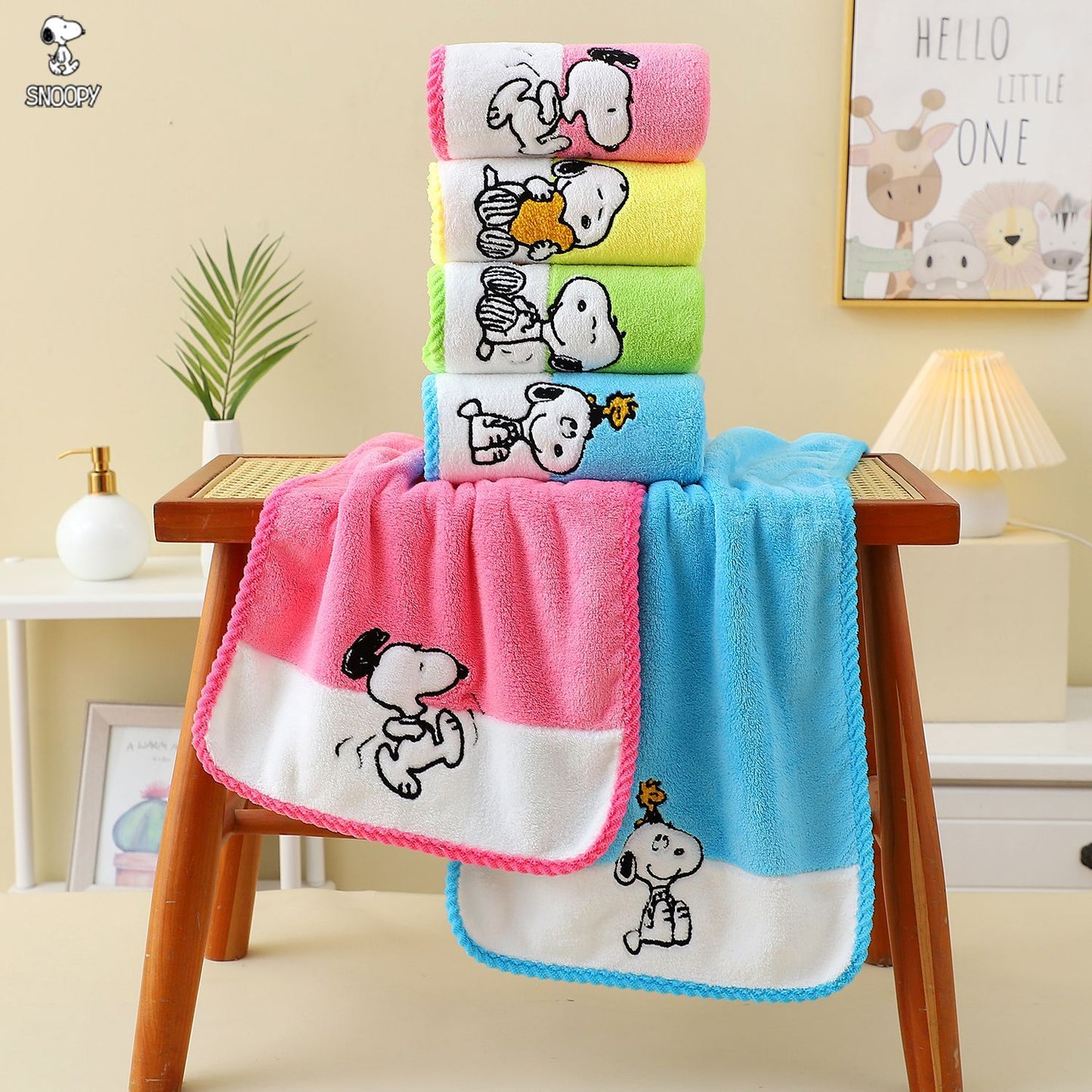 Snoopy Licensed Towel &amp; Bath Towel Se