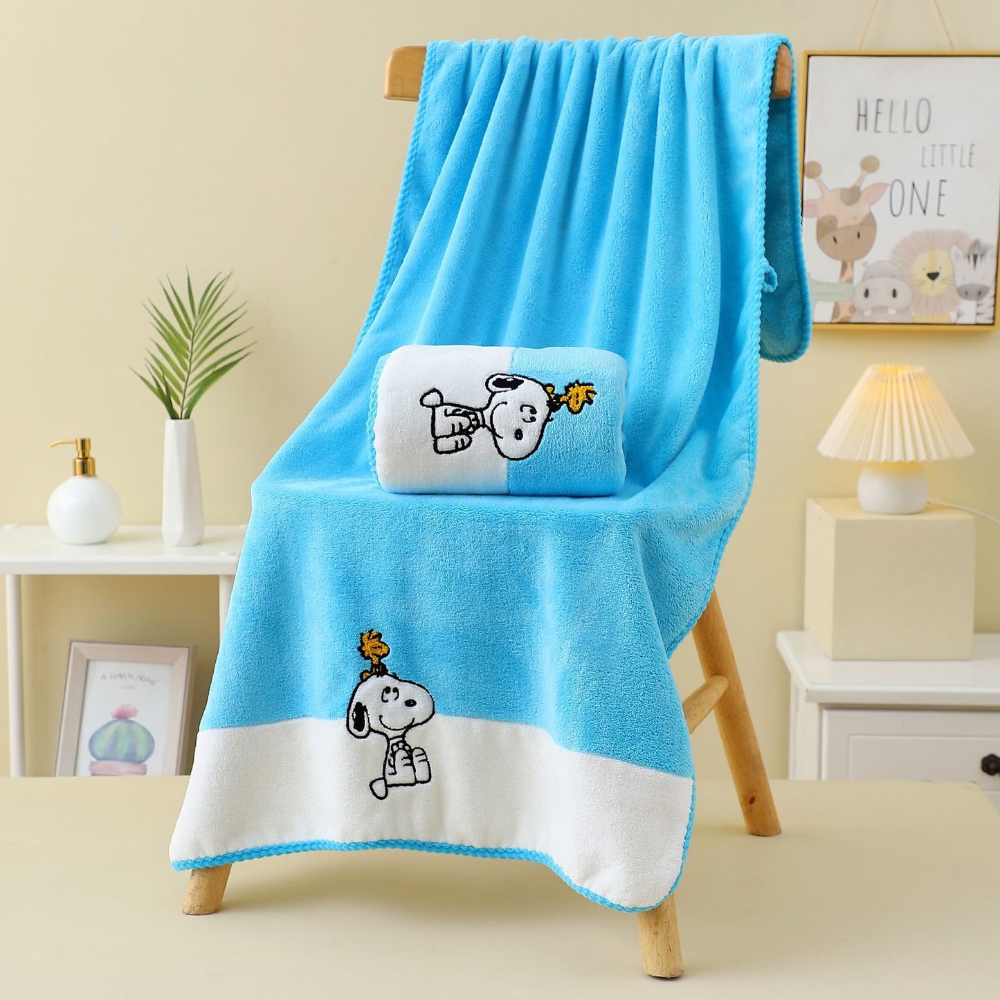 Snoopy Licensed Towel &amp; Bath Towel Se
