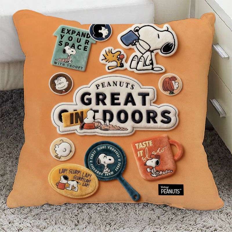 3D Embroidery Snoopy Pillow
