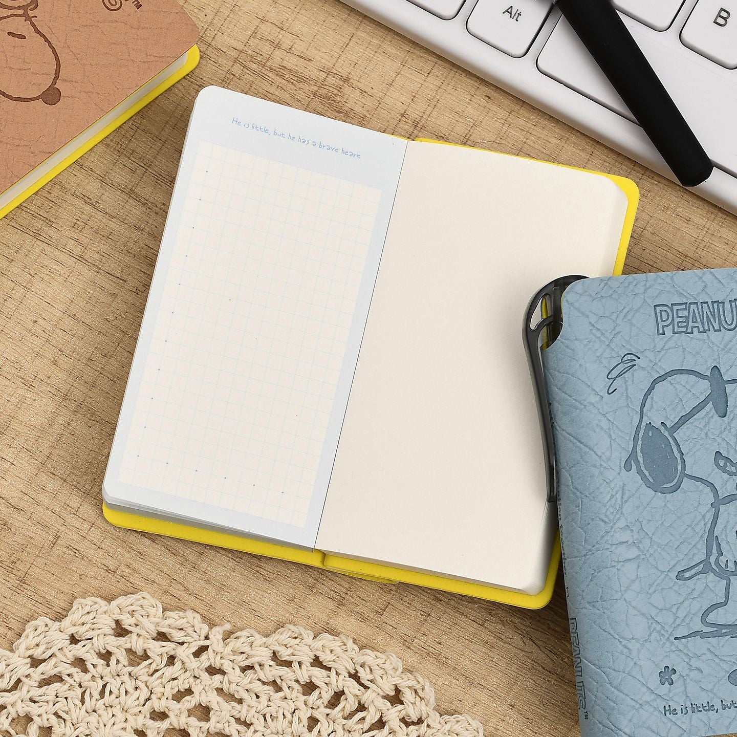 Snoopy Portable Pocket Notebook