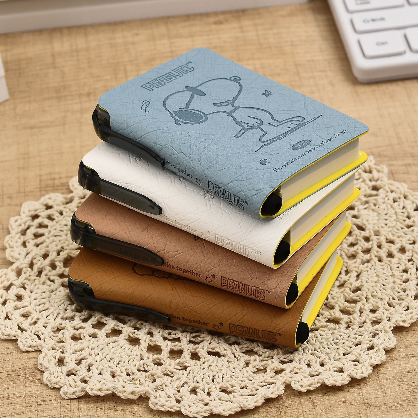 Snoopy Portable Pocket Notebook